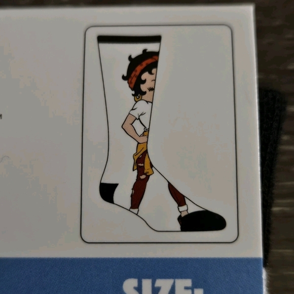 Betty Boop Men's Crew Socks – White, Gray, Red & Black Accents, 2 Pairs - Picture 3 of 4